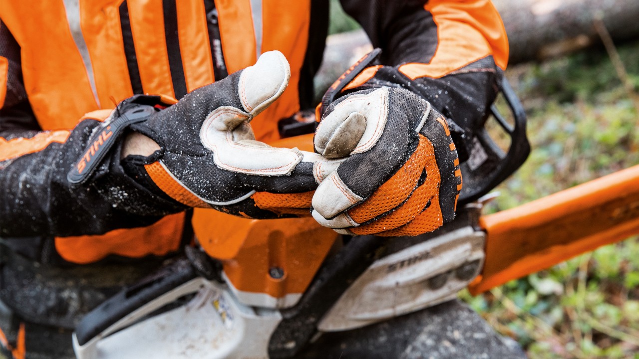 Work gloves